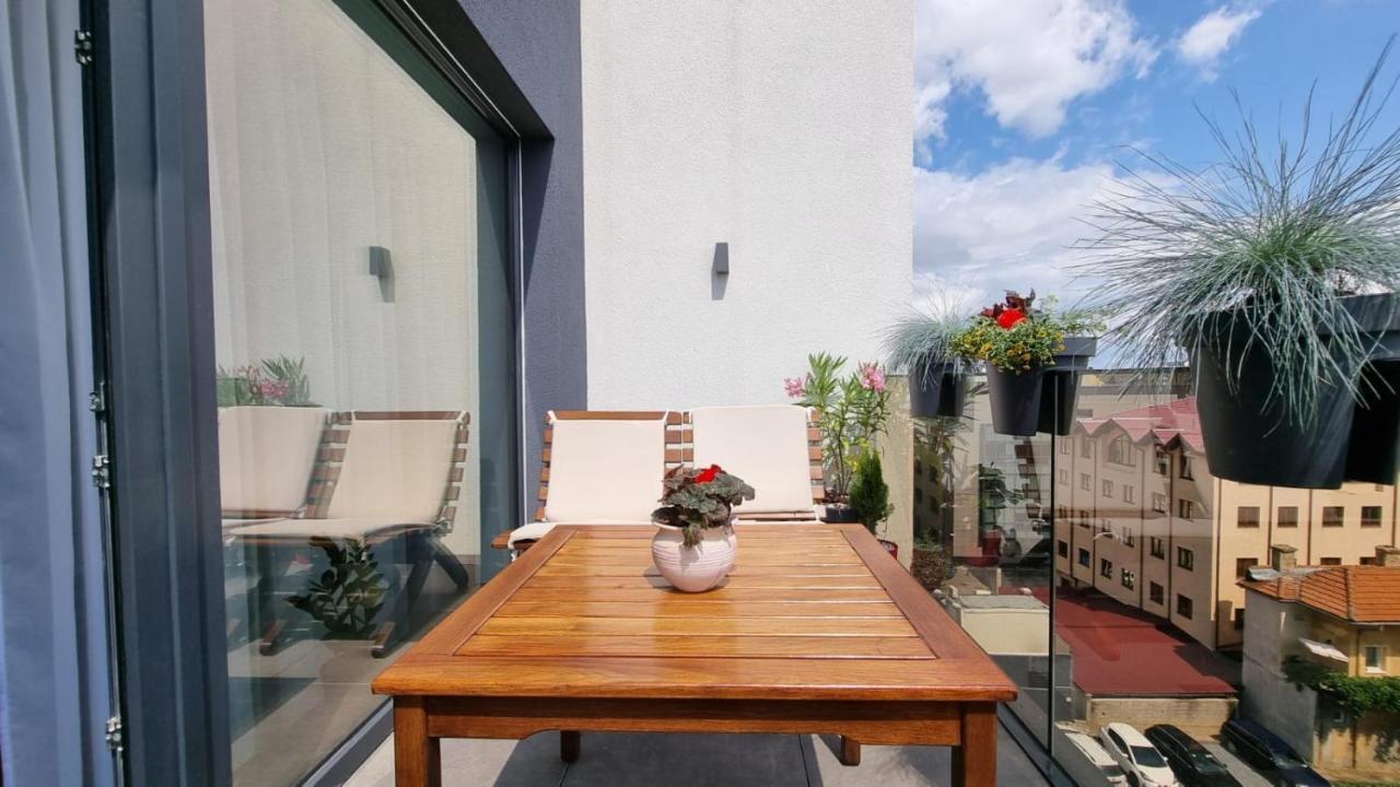 Ferienwohnung Penthouse Cosmopolit Brașov Exterior foto