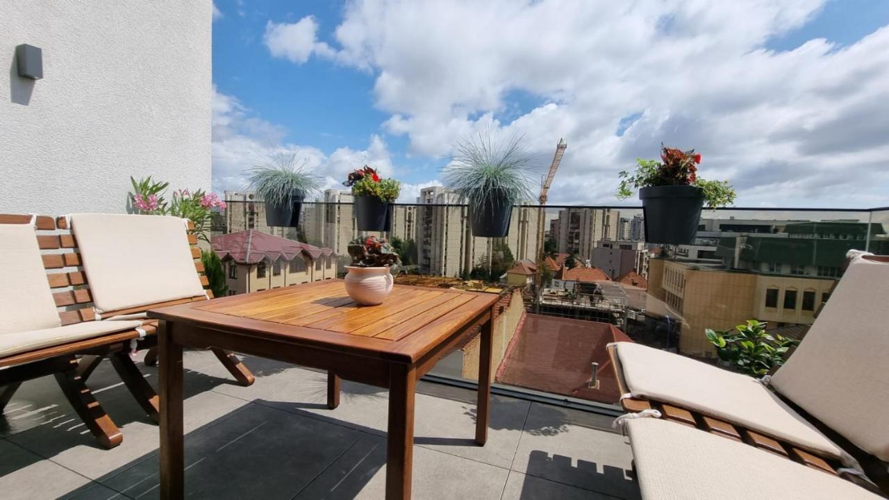 Ferienwohnung Penthouse Cosmopolit Brașov Exterior foto